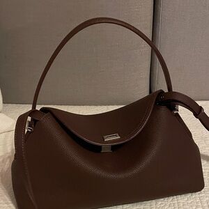 Elegant Brown Leather Handbag